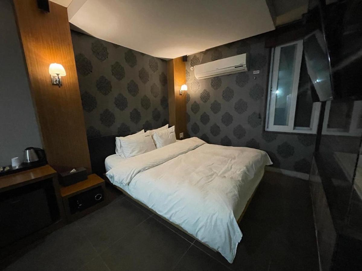 Haeundae Gary Cooper Hotel Busan Bagian luar foto