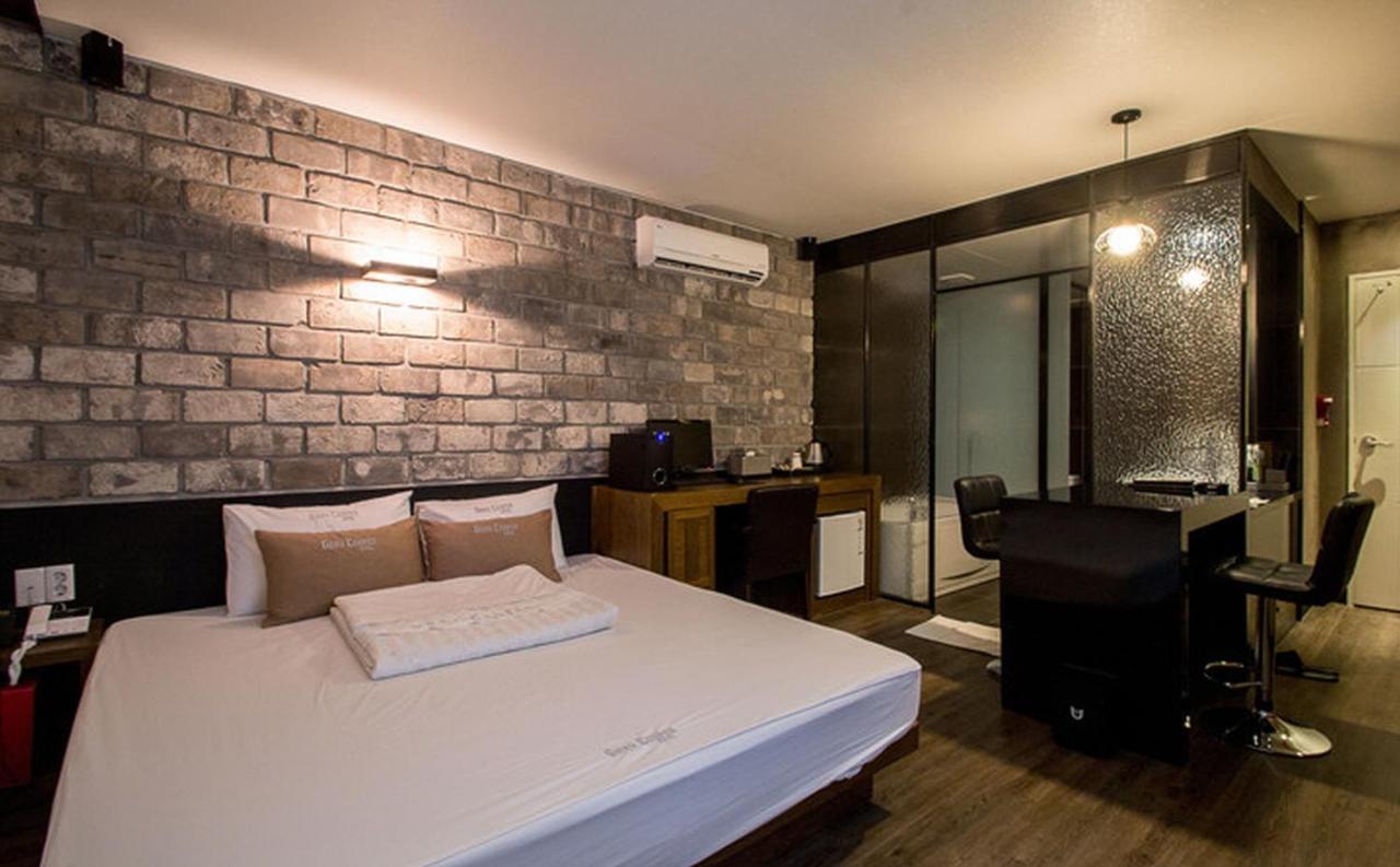 Haeundae Gary Cooper Hotel Busan Bagian luar foto