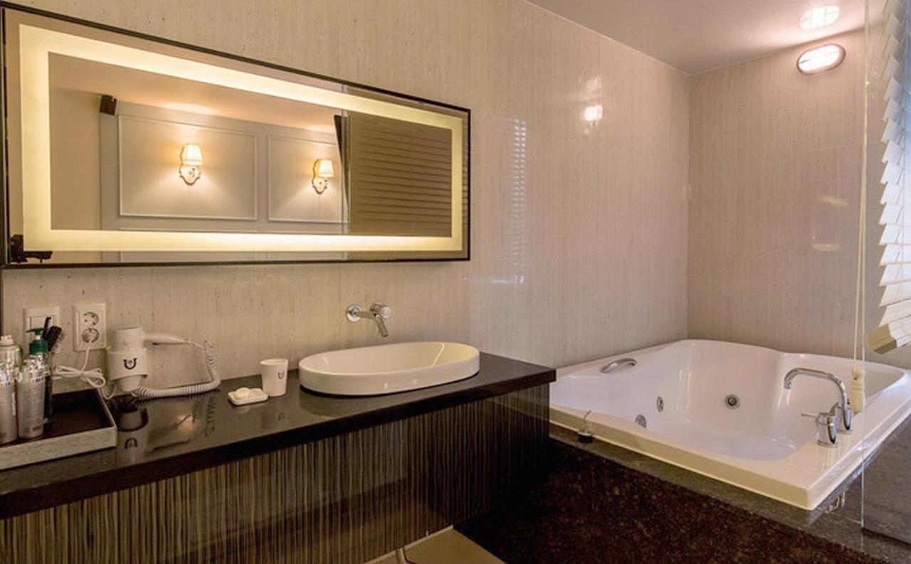Haeundae Gary Cooper Hotel Busan Bagian luar foto